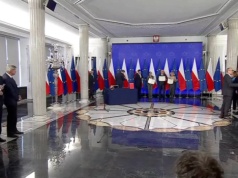 Pseudoślubowanie oczami internautów. Zwrócili uwagę na "symbol hucpy"