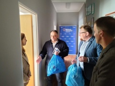 Z plastikami do biura Koalicji