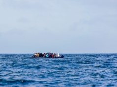 Cztery ofiary śmiertelne wypadku łodzi przewożącej migrantów na kanale La Manche