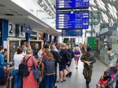 Najdłuższa trasa kolejowa w Polsce ma aż 40 stacji. Teraz bilety kupisz w promocji