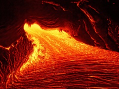 Elektronika odporna na ogień. Odkrycie, które zmieni przyszłość AI i przemysłu