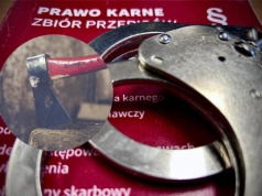 Zabił matkę, babcię i dziadka. Proces apelacyjny Tomasza U. ponownie odroczony