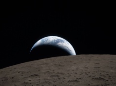 Załoga misji Artemis II wraca na Ziemię