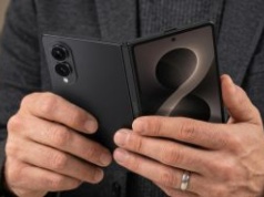 Samsung zbroi się przed składanym iPhone’em. Wyciekła data premiery nowych smartfonów