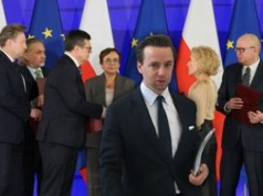 Krzysztof Bosak po ślubowaniu sędziów TK. Krytyczny wpis