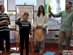 Dzieci z Rybnika uczą się języka migowego. Nie trzeba słów, żeby się porozumieć