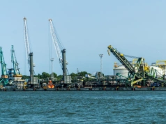 Polska oddaje miliardy Niemcom? „Wszystko ląduje w Hamburgu”