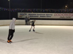 Czy lodowisko w Suchej Beskidzkiej cieszyło się popularnością? | WIDEO