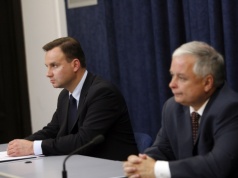 Andrzej Duda miał lecieć 10 kwietnia do Smoleńska. Powstrzymała go ważna sprawa