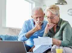 Emerycie, lepiej podpisz to od razu. W przeciwnym razie pieniądze przepadną, skarbówka nie poczeka