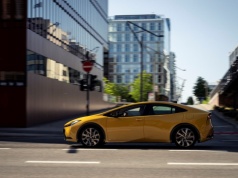 Toyota tnie ceny modelu Prius. Słynna hybryda plug-in mocno tanieje, ale to nadal propozycja dla firm