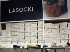 Lasocki wyprzedaje, a Polki kupują - lekkie buciki w boskim kolorze są za 125 zł