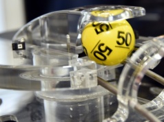 Niespodziewane wyniki Lotto. Aż 39 osób o krok od wielkiej wygranej i dodatkowa "szóstka"