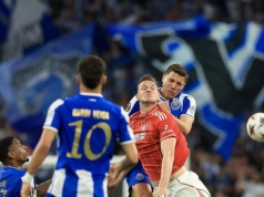 Liga Europy: Cash ma powody do radości, Bednarek musi się zadowolić remisem