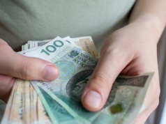 Można zarobić nawet 12 tys. złotych. To praca dla osób z konkretnym doświadczeniem