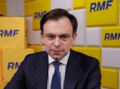 ​Czy budżet państwa wytrzyma rosnące wydatki na obronność i ochronę zdrowia? Minister finansów w RMF FM