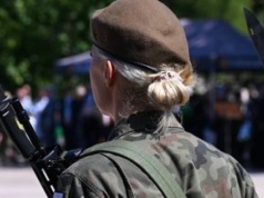 "Nie taki diabeł straszny". Kobiety są wzywane na komisje wojskowe
