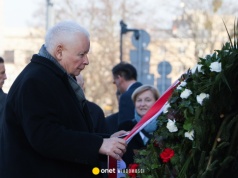 16. rocznica katastrofy smoleńskiej. Politycy i władze upamiętnią ofiary