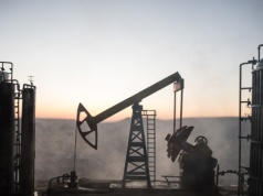 Zawieszenie broni nie uspokaja sytuacji. Kraj uwolni kolejne zapasy ropy