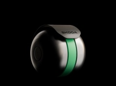 Analogowy bat na algorytmy. Ten dzwonek rowerowy przebija się przez słuchawki z ANC