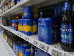 Radna chce zmian w zasadach sprzedaży alkoholu. Czy rozszerzanie zakazów ma sens?