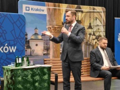 Ławka dialogu w Czyżynach: sporo postulatów i zapowiedzi zmian ze strony prezydenta Aleksandra Miszalskiego