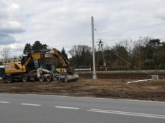 Pękające ściany przy budowie linii kolejowej. Mieszkańcy Wawra skarżą się na szkody