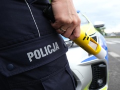 Najpierw wypił, później wsiadł za kierownicę. 38-latek wiózł córkę i jej dwie koleżanki