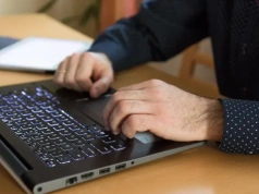 Sprzedajesz w sieci? Uważaj, ten błąd kosztował mieszkańca Olsztyna 62 000 zł!