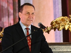 Kto stoi za Sikorskim? Szef polskiego MSZ ponownie zaproszony do Grupy Bilderberg