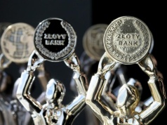 Które banki najlepiej obsługują klientów? Zwycięzca ten sam, ale są niespodzianki