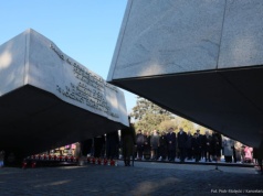 W piątek mija 16. rocznica katastrofy smoleńskiej. Odbywają się specjalne uroczystości państwowe. „Pamiętamy”