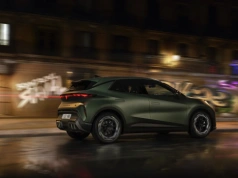 Raval debiutuje z ceną, która może namieszać. Start od 99 900 zł!