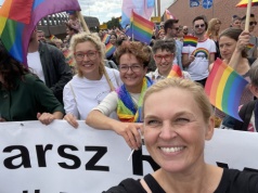 Nowacka przyspiesza demontaż polskiej szkoły