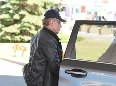 Popularny aktor publicznie znieważony: "Nie będziemy jechać z tym starym ch..."