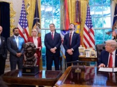 Trump obiecuje ułaskawienia swoim ludziom. Obawy ekspertów rosną