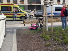 Poważne obrażenia pieszej po zderzeniu z rowerzystą na Woli
