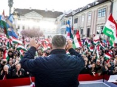 Rosną emocje na Węgrzech. Fidesz chce zwalczać "oszustwa wyborcze" i powołuje "Centrum Demokracji"