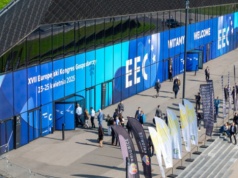 Coraz więcej opcji przemieszczania się, ale rosną też potrzeby. O mobilności na EEC 2026