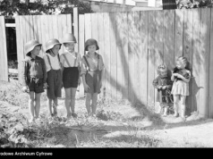 PRL: Pamiętasz te zabawy? QUIZ!