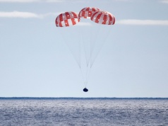 Historyczny powrót z Księżyca: astronauci NASA wrócili na Ziemię po przełomowej misji Artemis II