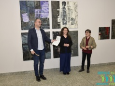 Dwie drogi patrzenia na świat. Wystawa Małgorzaty Drozd-Witek i Anny Marii Kamyckiej w BWA Sieradz