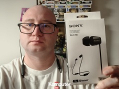 Bezprzewodowe, ale z kablem. Od lat kupuję te same słuchawki za ok. 100 zł