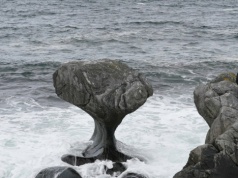 To miejsce wygląda jak z innej planety. Magiczna skała, którą rzeźbiła natura