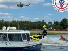 Niskie przeloty śmigłowca i większy hałas w okolicach Radomia. Jest komunikat dla mieszkańców