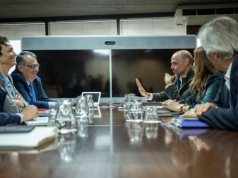 Przełom w sprawie lotnisk: rząd centralny siada z Kanaryjczykami do stołu