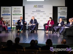 Czy młodzież to przyszłość samorządu? Władze Grybowa na ważnej konferencji