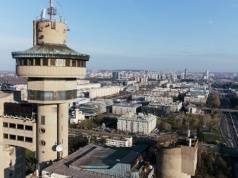 Kiedyś symbol nowoczesności. Dziś nosi miano "najbrzydszego w Europie". Możesz w nim przenocować