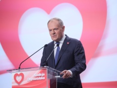 Donald Tusk o celach Rosji wobec Polski. „Piątka Putina to piątka Kaczyńskiego”