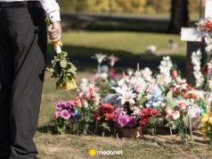 Grabarz opowiada o swojej pracy. "Najchętniej chwyciłbym coś w dłonie i rzucił tym z całej siły o ścianę"